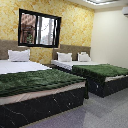 Hotel Somnath Inn Udždžain Exteriér fotografie