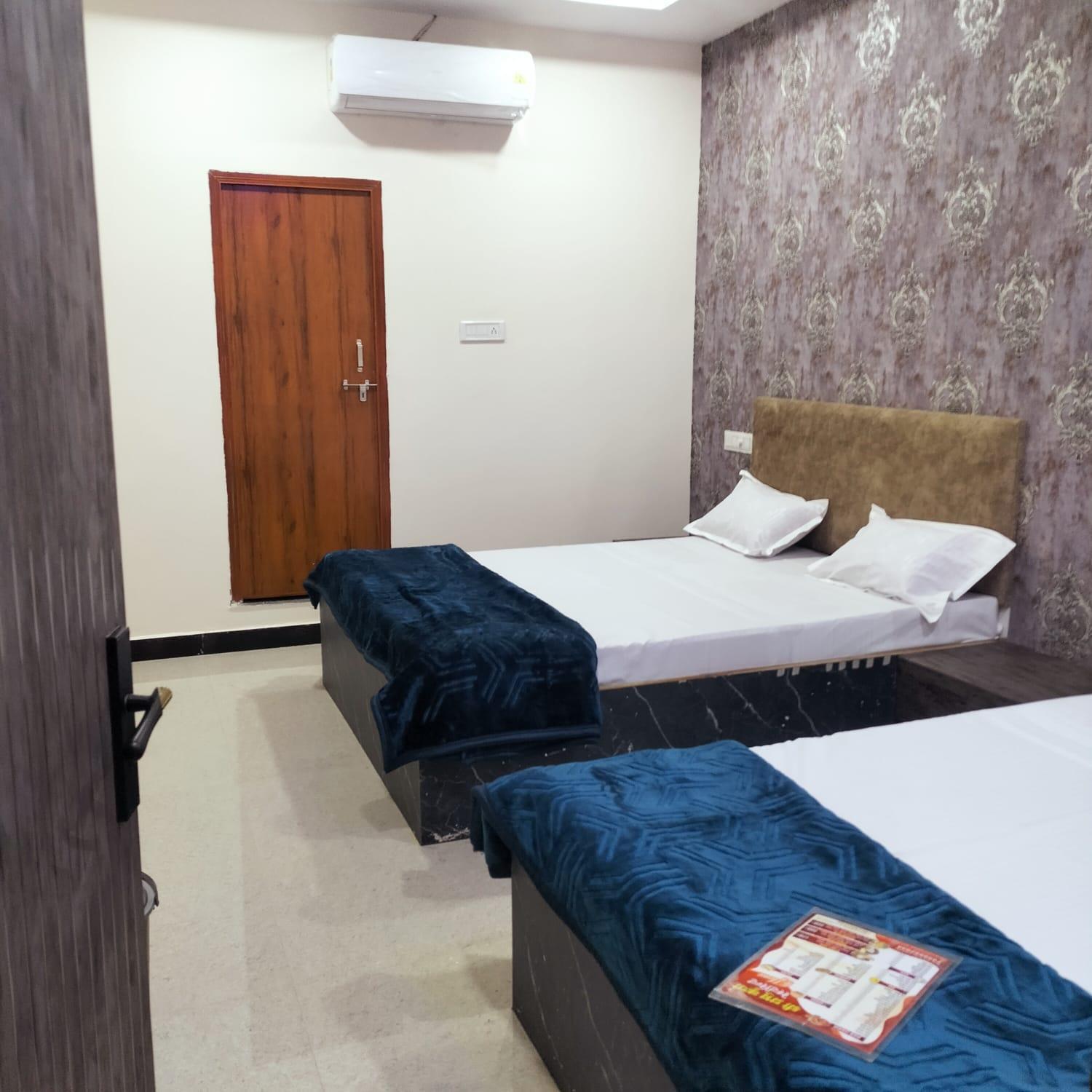Hotel Somnath Inn Udždžain Exteriér fotografie